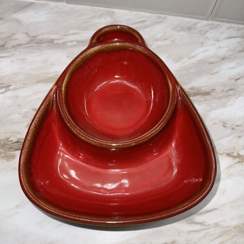 Vintage Red Ceramic Chip Dip Bowl  Valentines Day‎